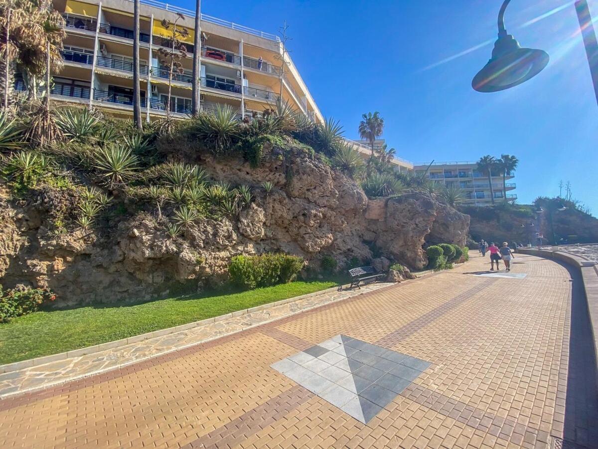 Wifi, Terraza, Piscina Y Acceso Privado A La Playa Apartment Торемолинос Екстериор снимка
